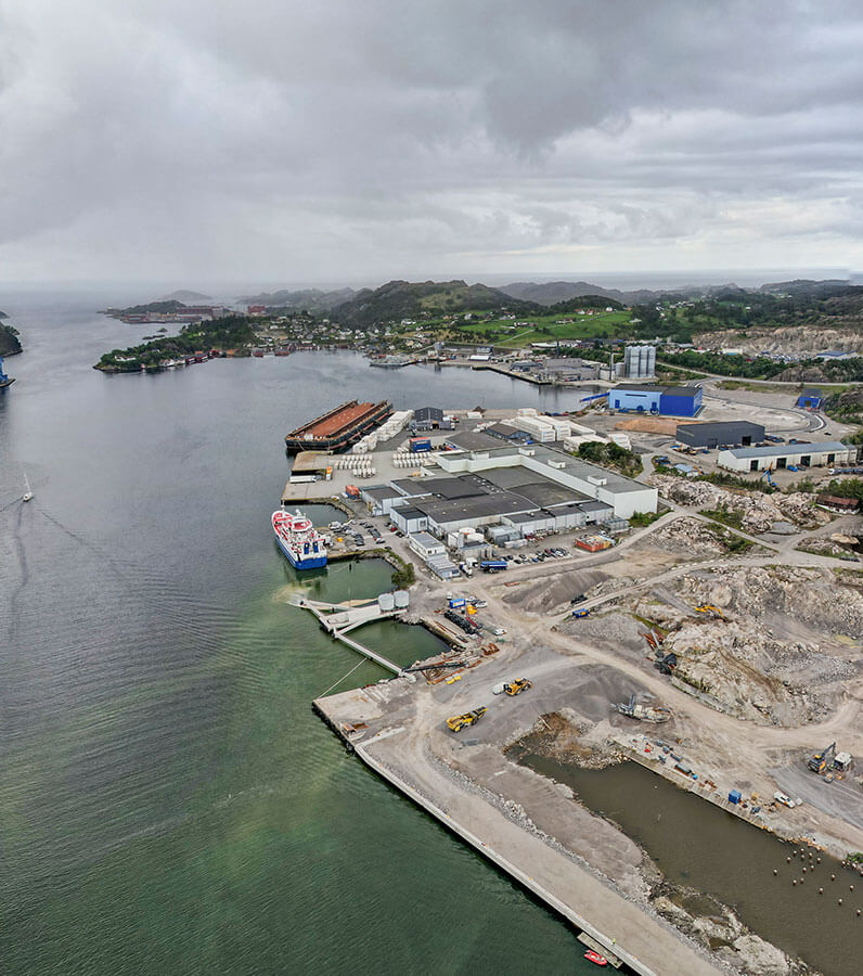 Dronefoto over kaiområdene under utbygging